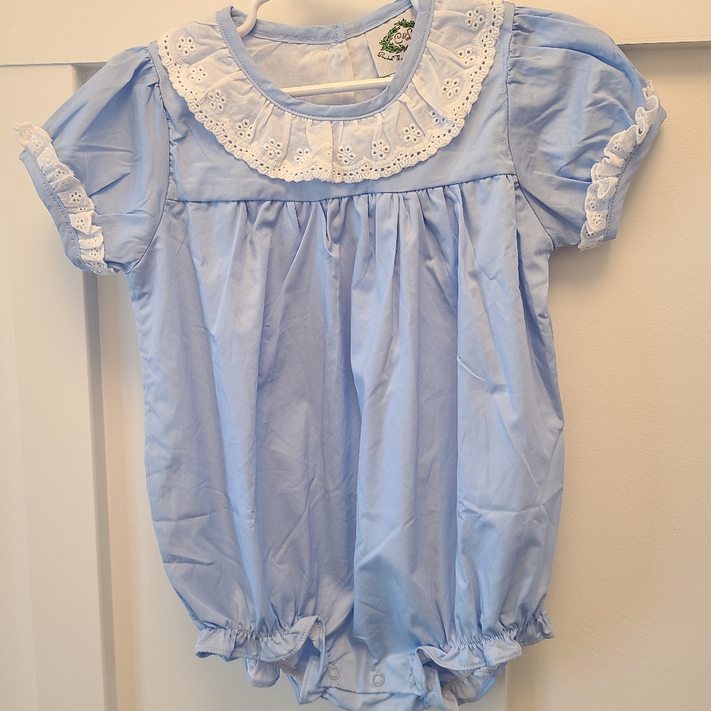 NWT Cecil and Lou Bubble